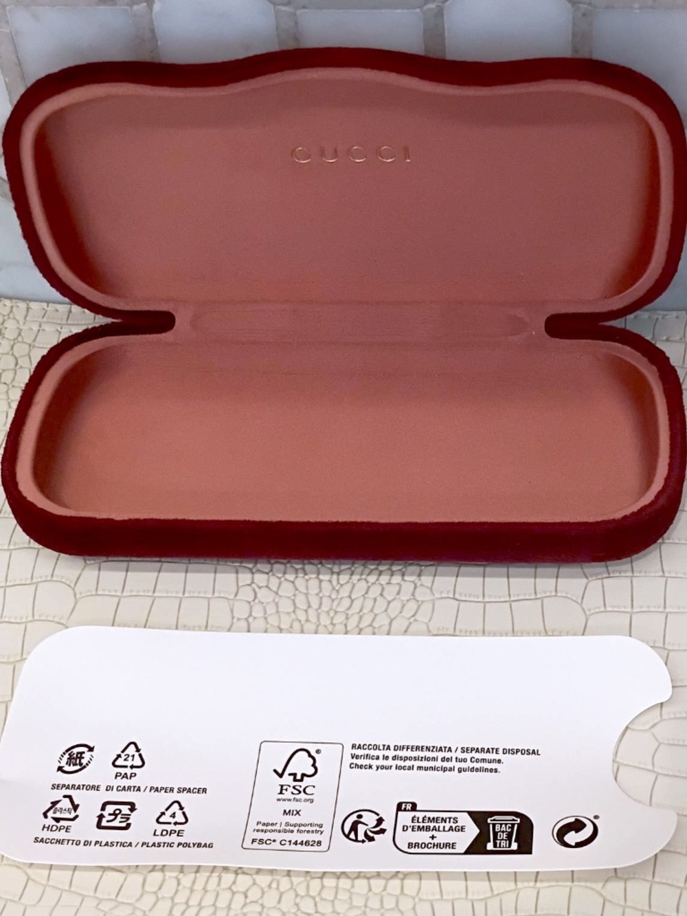 Gucci Burgundy Velvet Sunglass Case. (Large) w/ Gucci Black Silky Pouch - Picture 11 of 16